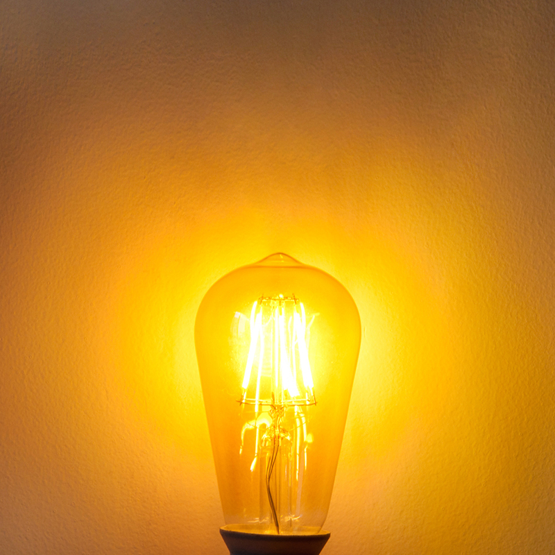 Gold Tint ST18 E26/E27 6W LED Vintage Antique Filament Light Bulb, 60W Equivalent, 4-Pack Gold Tint ST18 E26/E27 6W LED Vintage Antique Filament Light Bulb, 60W Equivalent, 4-Pack